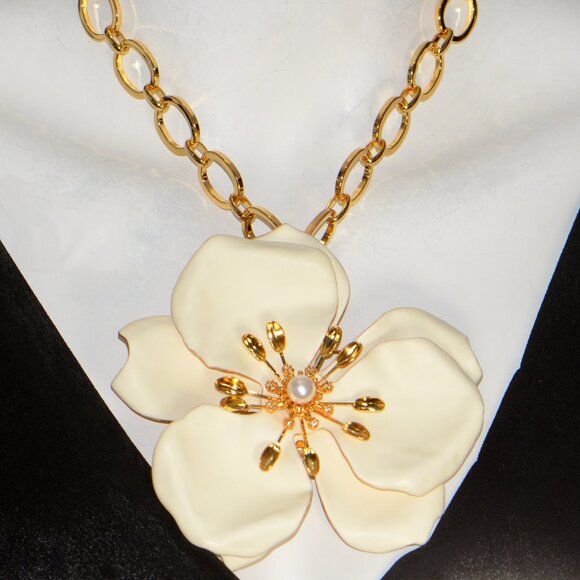 Adam Lippes Large Rose of Sharon Pendant-Brooch Necklace